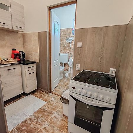 Komaromi Vendeghaz Erdohorvati Exterior foto